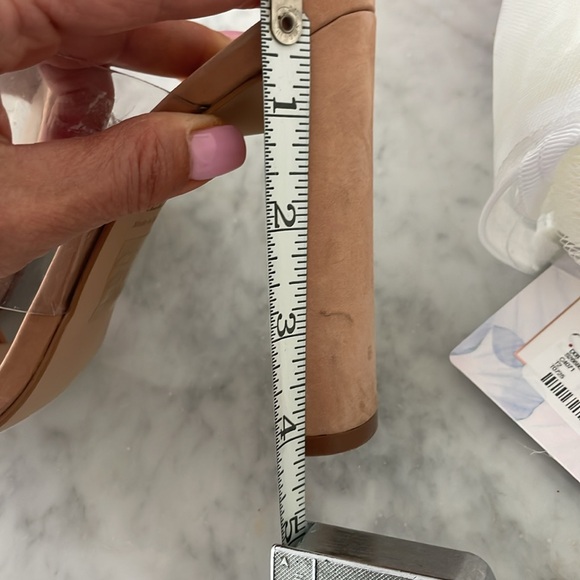 Aldo heels nude beige faux suede pvc worn 1 time to photo shoot sz 7.5 - Picture 6 of 6